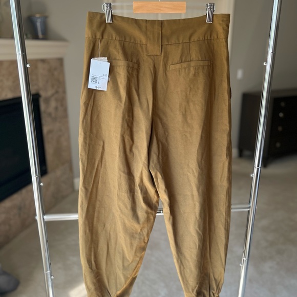 NEW Forever 21 cargo joggers pants in khaki - Picture 3 of 5